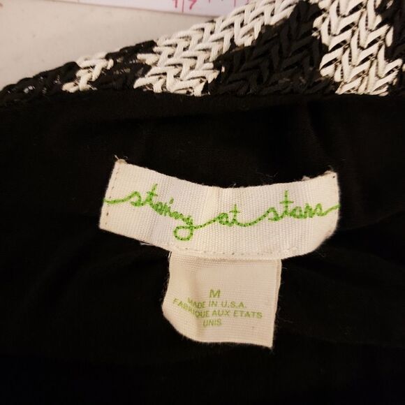 Staring at Stars Sleeveless Dress  med Pre-owned - Picture 5 of 6